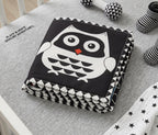 Montessori Newborn Contrast Book